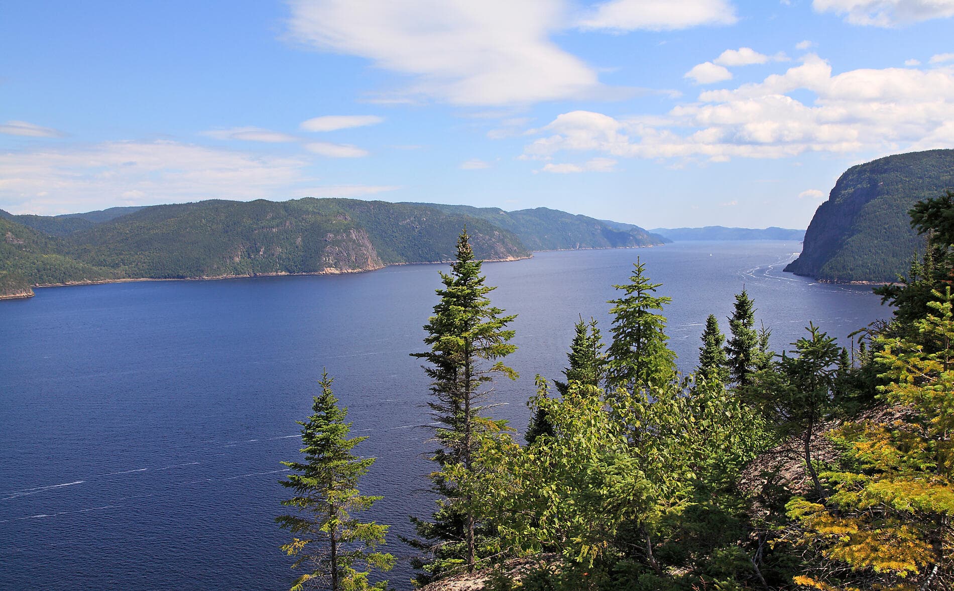 Exploration du Groenland au Canada 