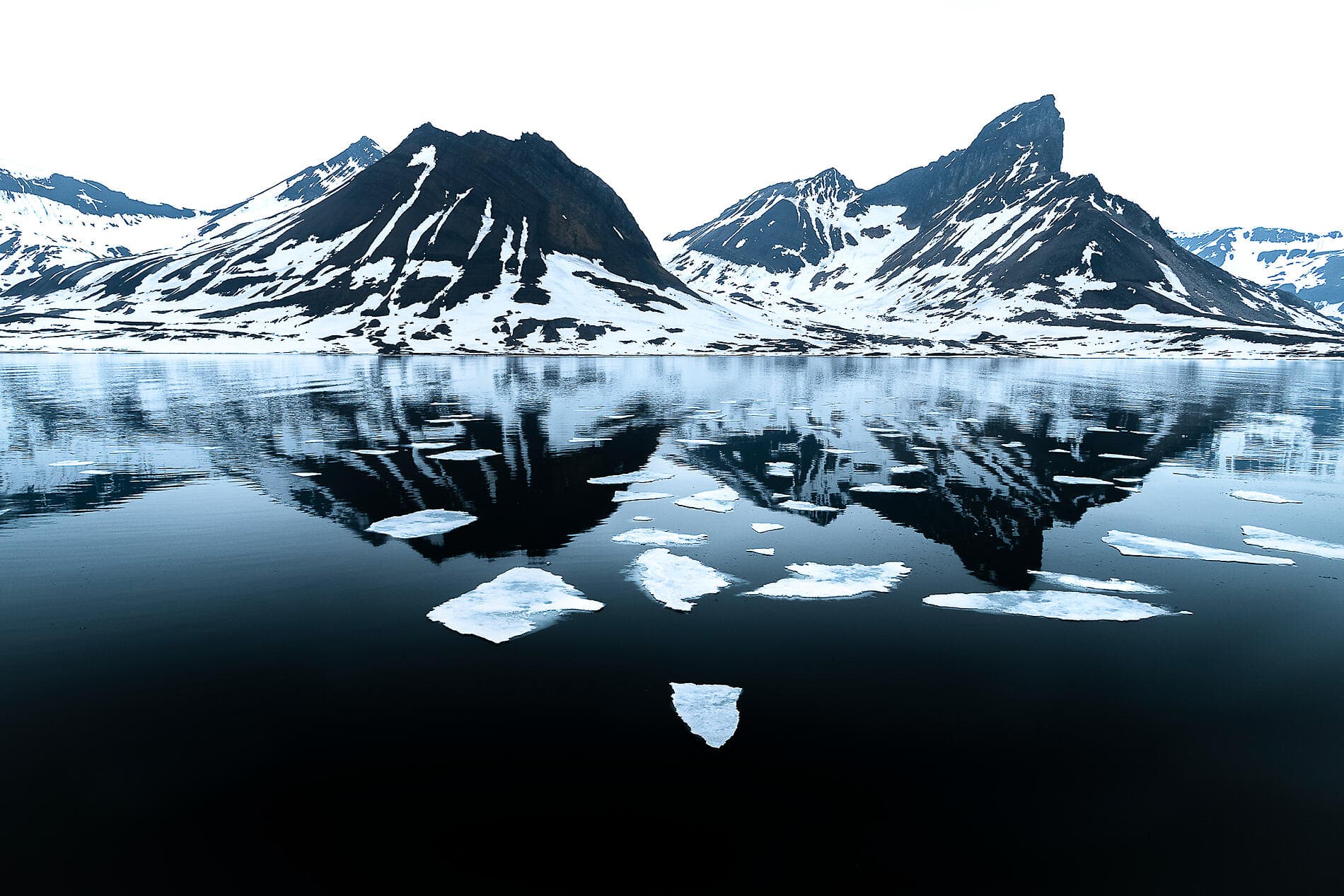 Fjords et glaciers du Spitzberg  